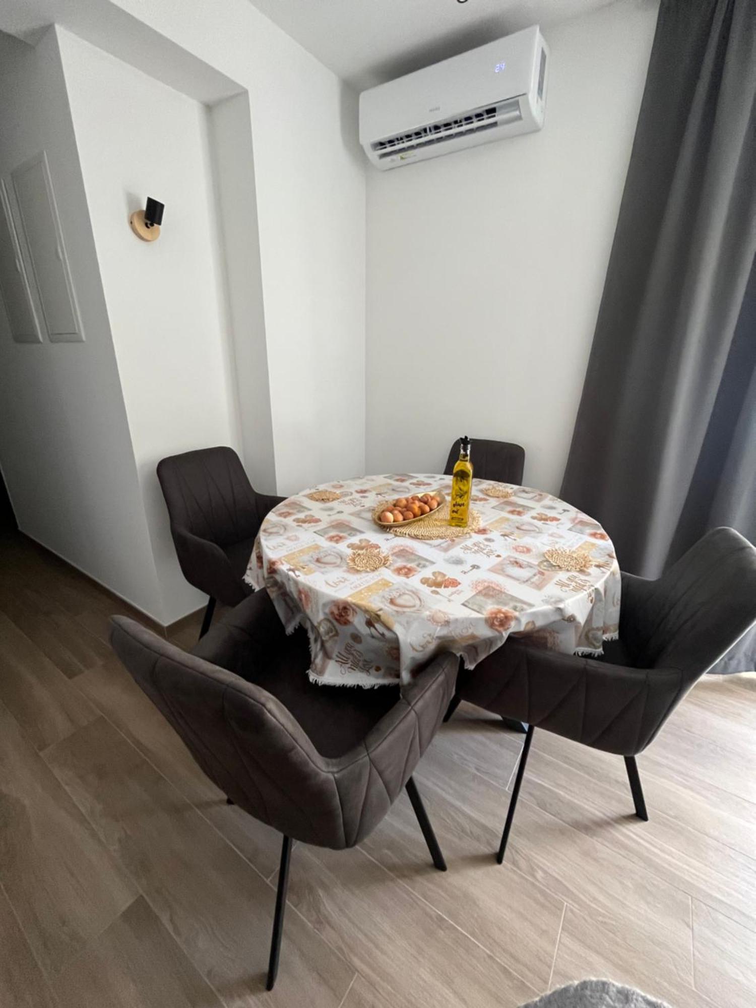 Apartman Oliva Задар Екстериор снимка