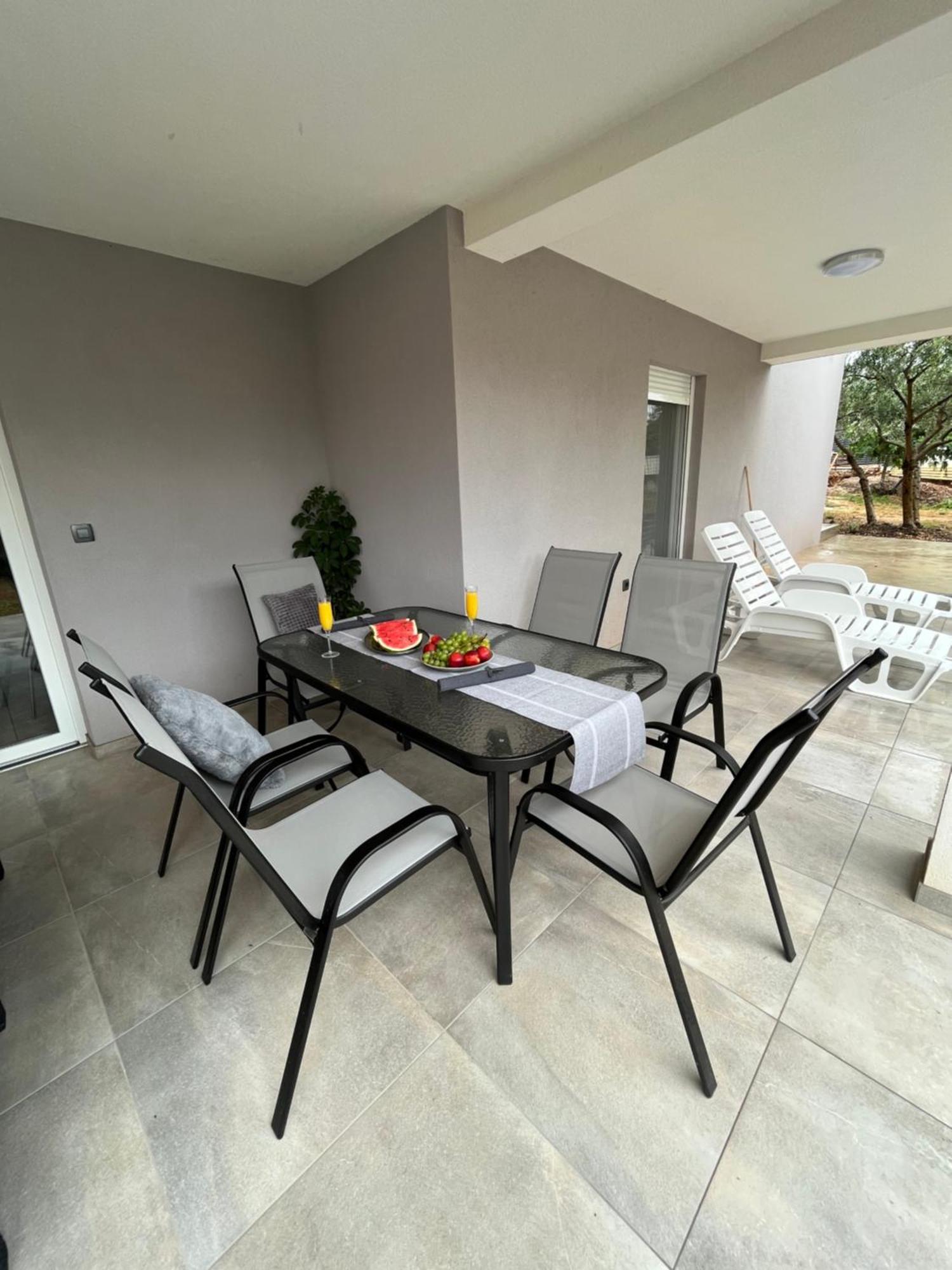 Apartman Oliva Задар Екстериор снимка